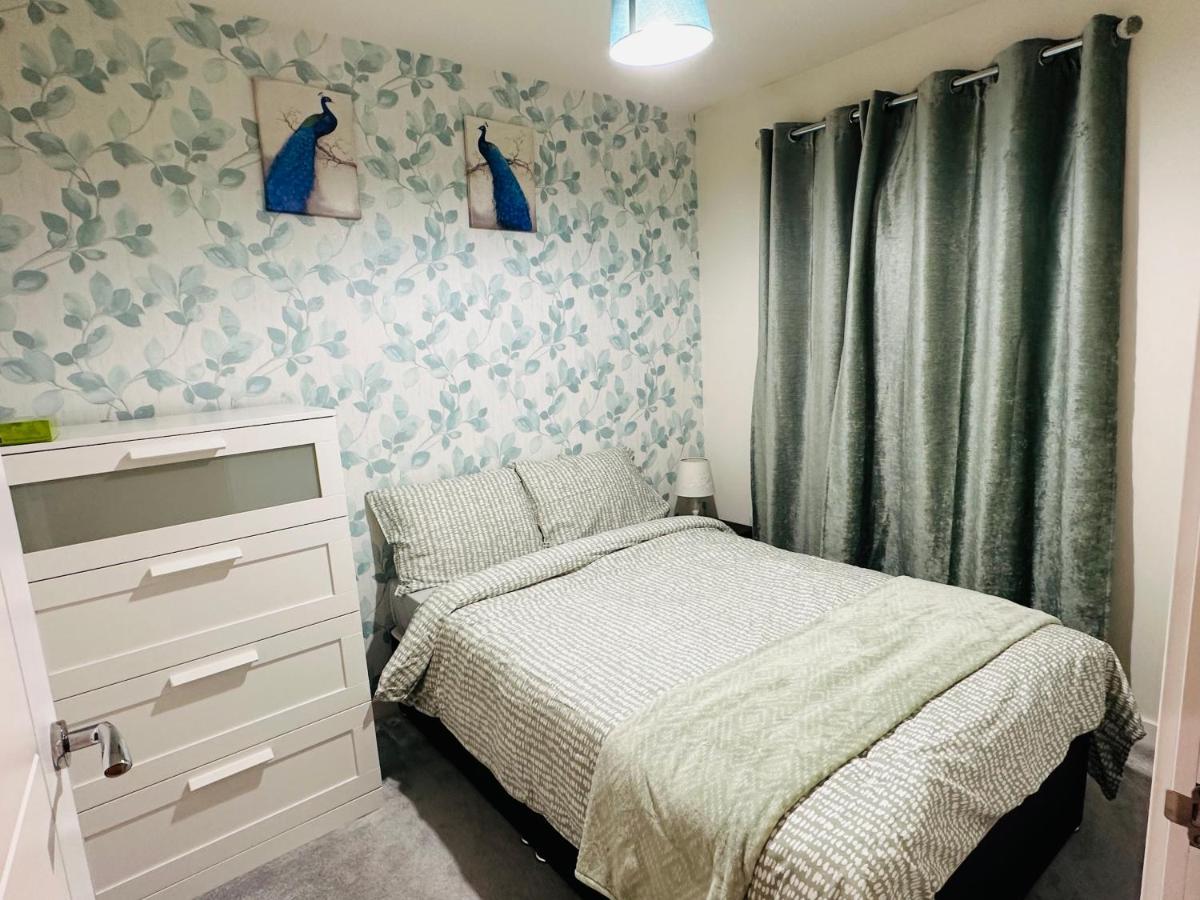 Modern 3 Bed Villa With Free Parking And Garden Close To City Center And Edinburgh Airport Exteriér fotografie