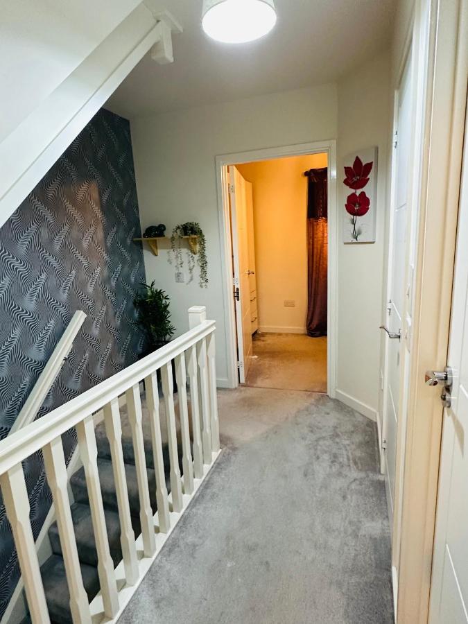 Modern 3 Bed Villa With Free Parking And Garden Close To City Center And Edinburgh Airport Exteriér fotografie